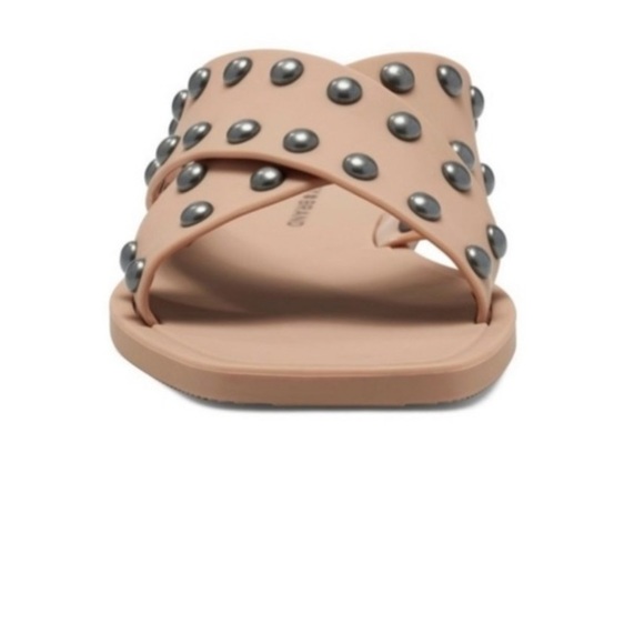 Lucky Brand Women's Julina Studded Flat Sandal - Picture 2 of 2